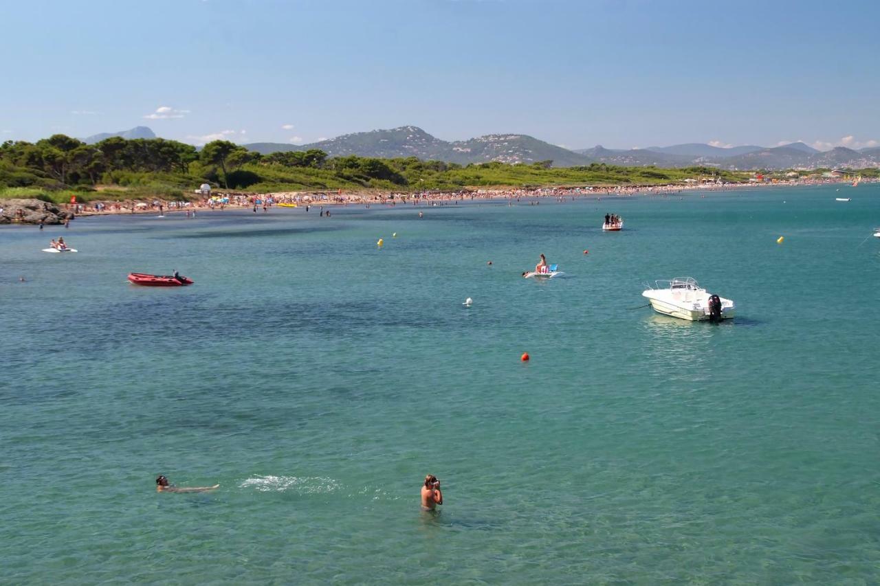 Camping La Bergerie Plage Йер Экстерьер фото