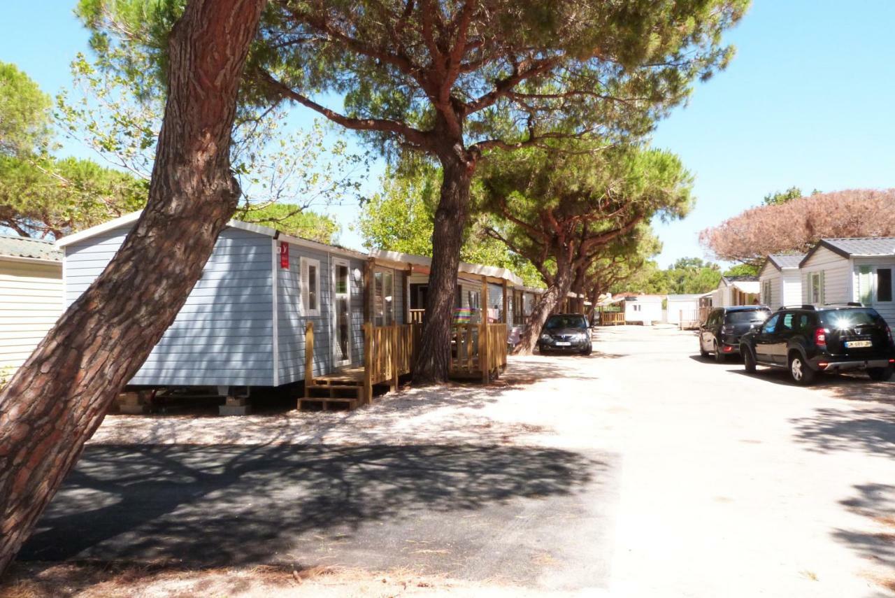 Camping La Bergerie Plage Йер Экстерьер фото